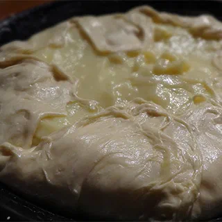 Фетир с кремом Махалябия (Feteer Meshaltet with Magalyabia Cream)