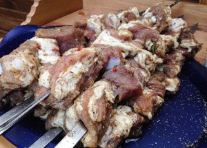 О кебабах и шашлыках: маринуем мясо