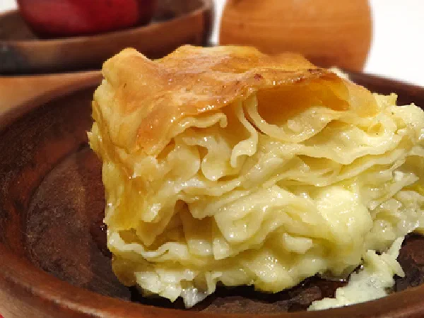 Ачма (Georgian Cheese Puff Pie – Achma)