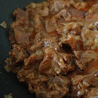 Аджикиани (Beef with Pomegranate «Ajikiani»)