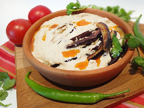 Баклажаны в соусе Баже (Eggplant in Georgian Sauce Bazhe)