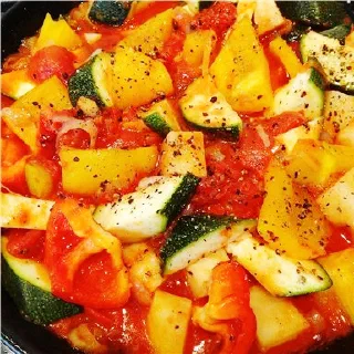 Бараньи котлетки запеченные с овощами
