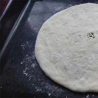 Давонджын – осетинский пирог с черемшой (Ossetian Pies)