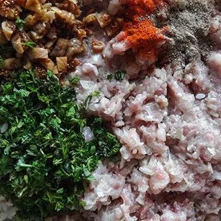 Долма с инжиром и индейкой (Dolma with Figs and Turkey)