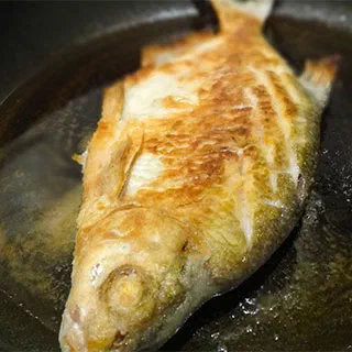 Донской лещ в сметане жареный (Don Bream Roasted in Sour Cream)