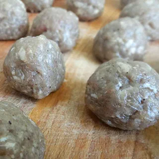 Фрикадельки с окрой (Meatballs with Okra )