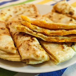 Хингалш – лепешки с тыквой (Chechen Hingalsh)