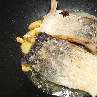 Хонг Шао Йю – рыба тушёная по-красному (Red Braised Fish – Hong Shao Yu)