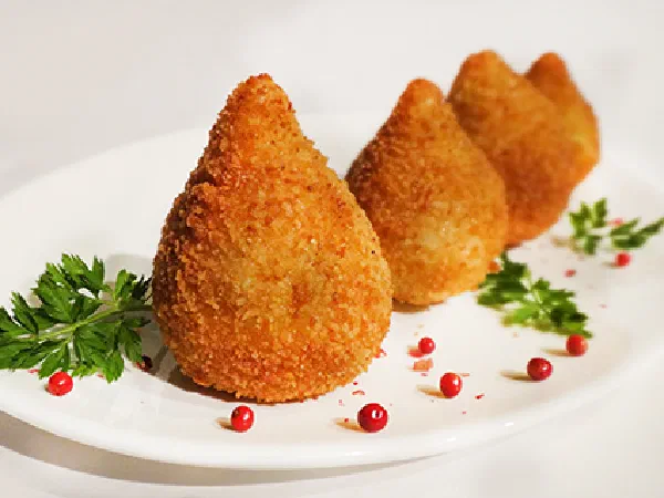 Кошинья – бразильские куриные крокеты (Brazilian Coxinha)