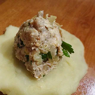 Кошинья – бразильские куриные крокеты (Brazilian Coxinha)