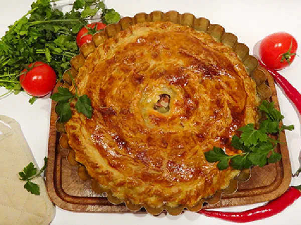 Кубэтэ (Krymchak Meat Pie)
