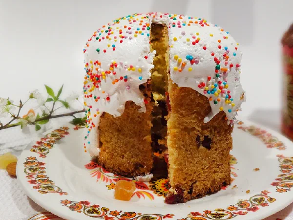 Кулич творожный на дрожжах (Russian Easter Cake with Cottage Cheese)