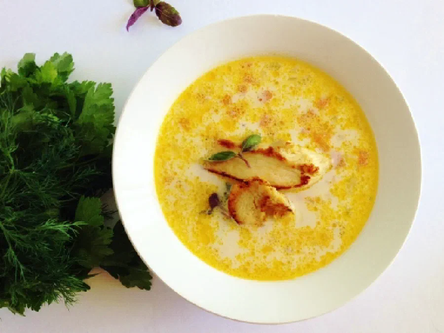 Куриный суп со сливками, рисом и паприкой (Chicken Soup)