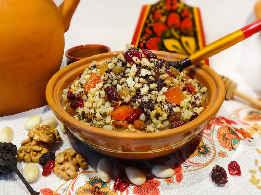 Кутья (Kutia – Sweet Wheat Berry Pudding)