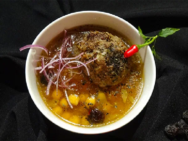 Кюфта-бозбаш (Azerbaijani Soup with Meatballs Kyufta-Bozbash)