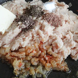 Лобиани (Georgian Bean Bread: Lobiani)