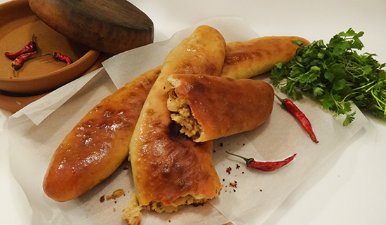 Лобиани (Georgian Bean Bread Lobiani)