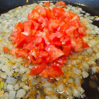 Лобио с цицаки (Georgian beans with spicy chilli)