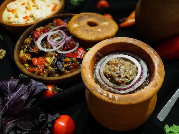 Лобио в глиняных горшочках (Lobio in Clay Pots)