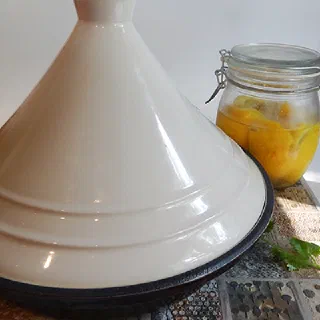 Марокканский тажин из курицы с солёными лимонами (Moroccan Chicken Tagine with Salted Lemons)