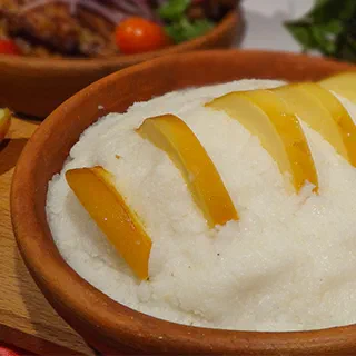 Мегрельский гоми с копченым сулугуни (Mеgrelian Gomi with Smoked Suluguni Cheese)
