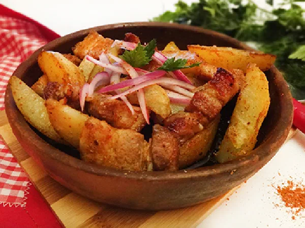 Оджахури со сванской солью (Ojakhuri with Svanetian Salt: Pork and Potatoes)