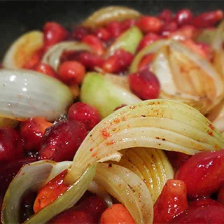 Овришта: курица с кизилом (Azerbaijani Chicken with Cornelian cherries – Ovrishta)