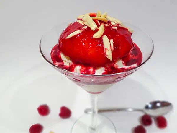 Персик Мельба (Peach Melba)