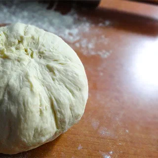Пирог с молодым сыром и зелёным луком (Pie with Cheese and Green Onions)