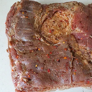 Релиш из фейхоа к запеченной свиной грудинке (Feijoa Relish and Roasted Pork Belly)