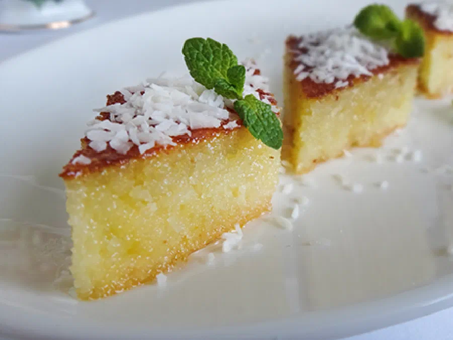 Ревани (Semolina Sponge Cake – Revani)