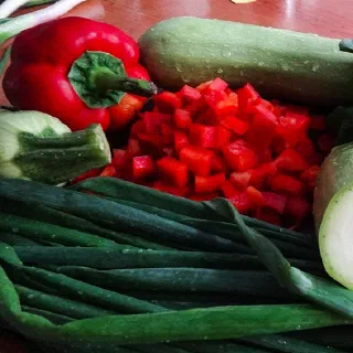 Салат со щавелем и кабачками (Zucchini Salad with Sorrel)