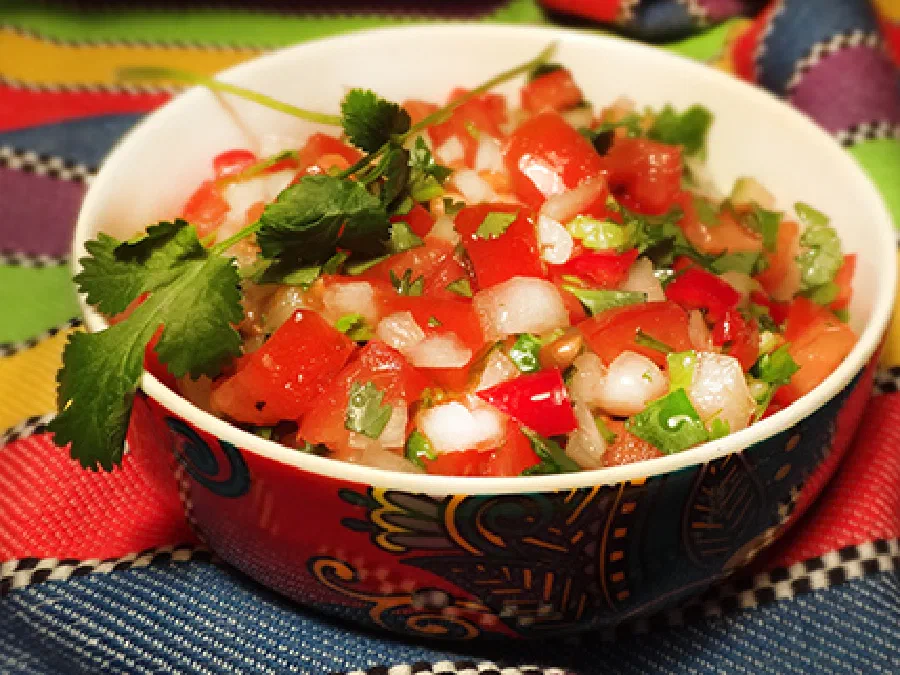 Сальса «Пико де гальо» (Salsa «Pico de Gallo»)