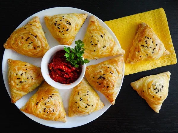 Самса с мясом (Samsa with Meat)