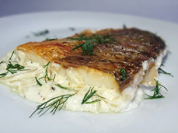 Сиг в сметане (Whitefish in Sour Cream)