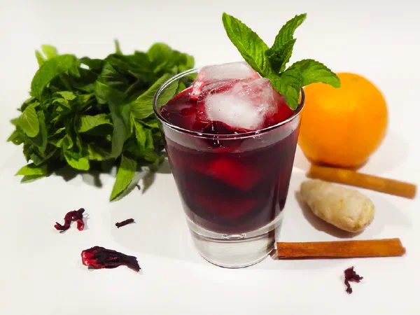 Соррел – рождественский напиток Ямайки (Jamaican Christmas Drink Sorrel)