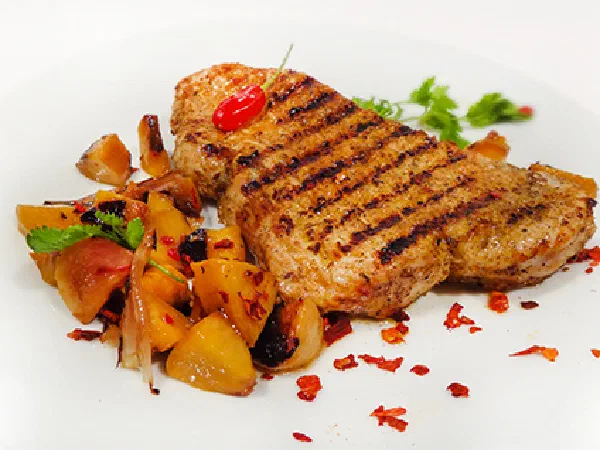 Стейк из индейки по-каджунски с персиковой сальсой (Cajun Turkey Steak with Peach Salsa)