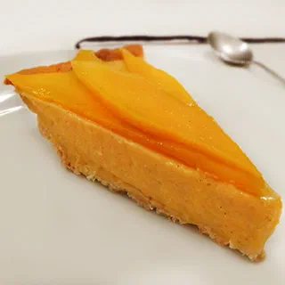 Тарт с манго и заварным кремом (Mango Tart)
