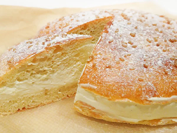Тарт Тропезьен (La Tarte Tropеzienne)