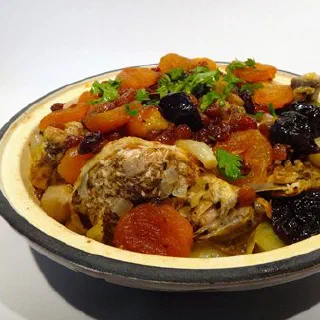 Тажин с курицей и сухофруктами (Chicken Tagine)