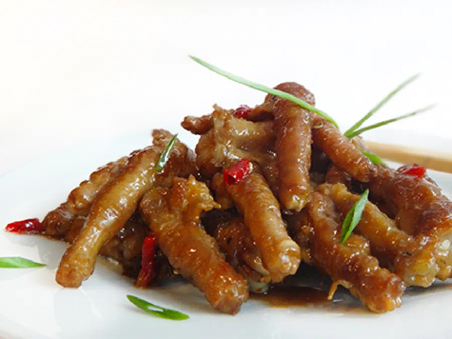 Тигровые куриные лапки по-сычуаньски (Chicken Feet Szechuan Style)