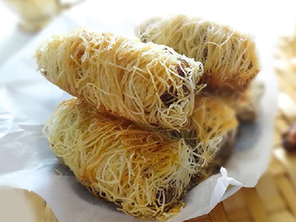 Турецкие сладости: кадаиф с орехами (Kadaif Rolls with Walnuts )