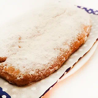 Творожный штоллен с ромом, изюмом и курагой (Quark Stollen)
