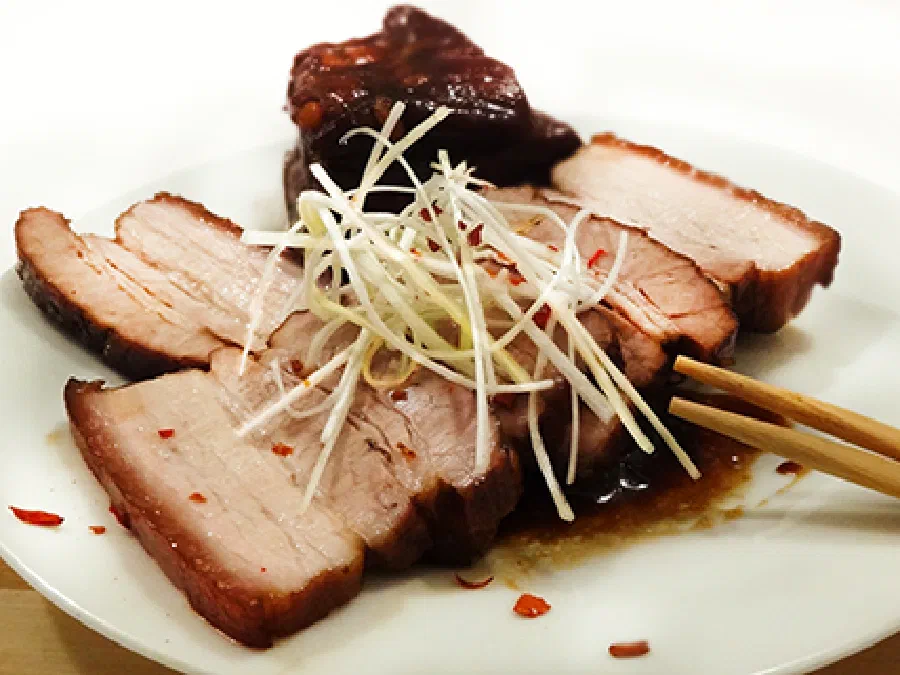 Тясю: тушеная свиная грудинка (Braised Pork Belly – Chashu )