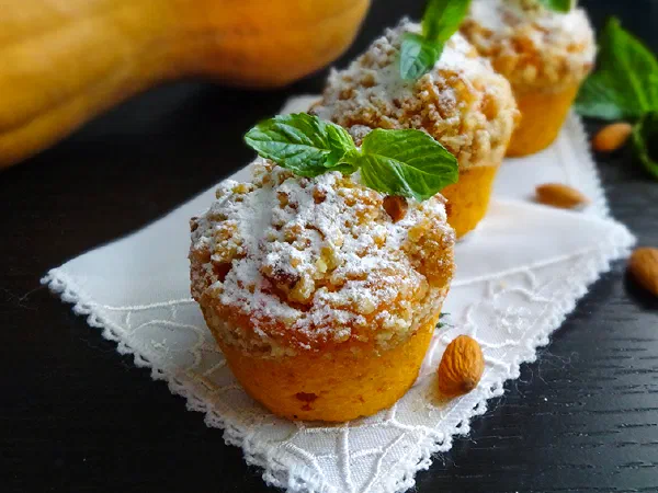 Тыквенные маффины с миндальным штрейзелем (Pumpkin Muffins with Almond Streusel)