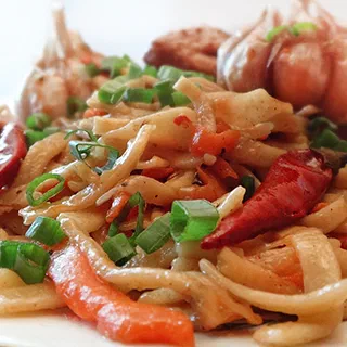 Угра палов – плов с яичной лапшой (Noodles Pilaf «Ugra»)