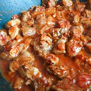 Венгерский Гуляш с чипетке (Hungarian Goulash Soup – Guly?sleves)