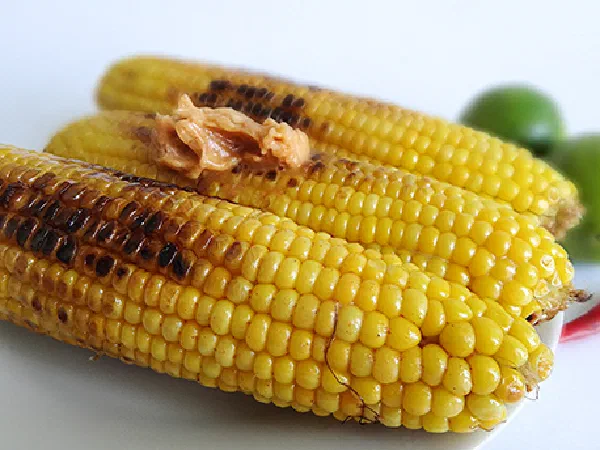 Жареная кукуруза (Grilled corn)