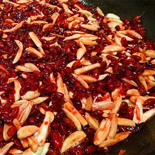 Зириш плов – плов с барбарисом (Pilaf with Barberry, Almonds and Chicken)
