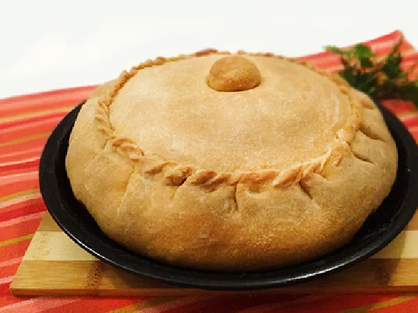 Зур Бэлеш с мясом и картофелем (Tatar Big Pie – Зур-Белеш)